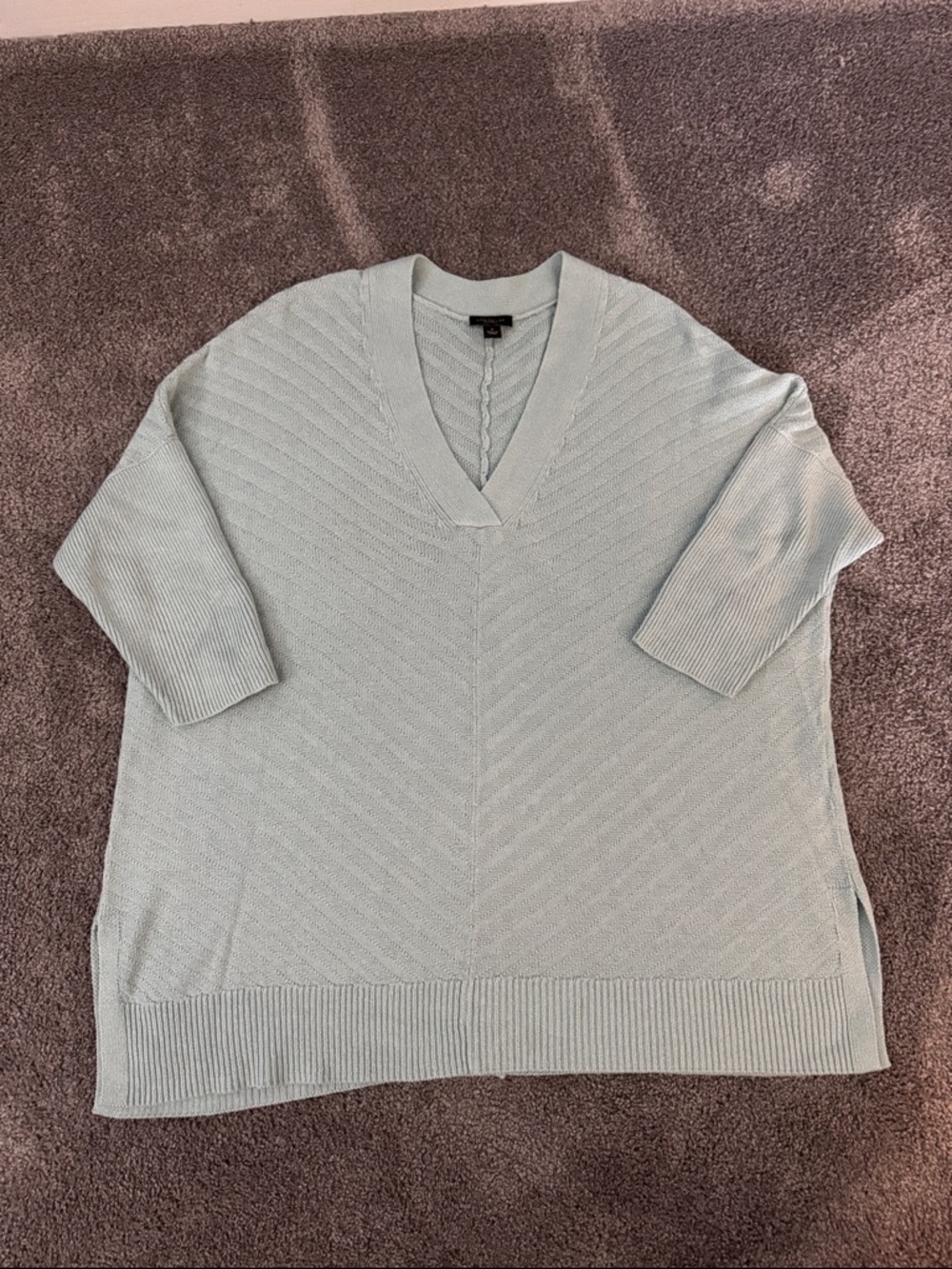 Ann Taylor Factory oversized V-Neck Short Sleeve Knit Sweater - Light Sage sz M